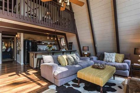 Midcentury Gambrel Cabin Gets Fabulous Transformation In Sierra Nevadas