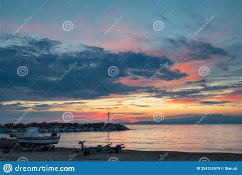 Colourful Sunset Over The Sea At Greek Island Thassos Stock Image Image Of Seascape Light