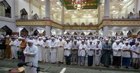 Bacaan Bilal Shalat Tarawih 23 Rakaat Lengkap Dengan Jawaban Jamaah Doa Harian Islami