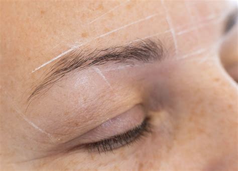 These Are The Best Eyebrow Filling Hacks For Women Over 40 With Sparse And Thinning Brows