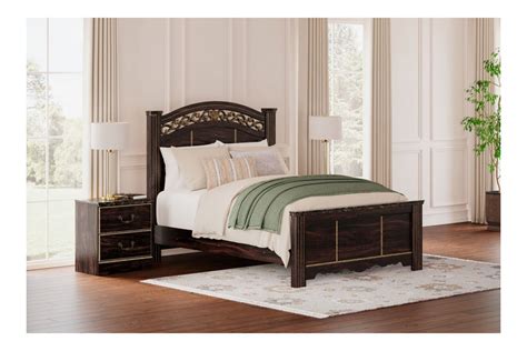 Glosmount Two Tone Pc Dresser Mirror Queen Poster Bed Ashley Furniture