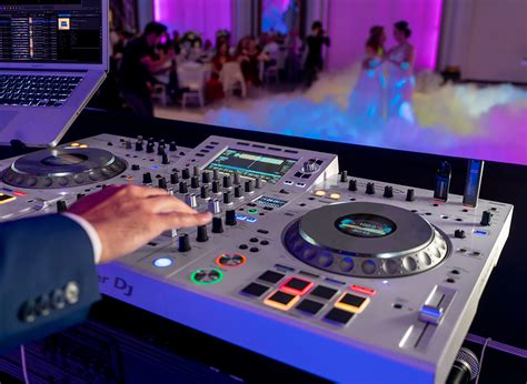 XDJ XZ W Sistema DJ Profesional Todo En Uno De 4 Canales White