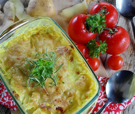 Receita de Escondidinho de Frango prático Tá Certo