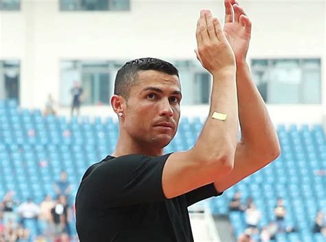 Photos Cristiano Ronaldo L incroyable pourboire qu il a laissé en