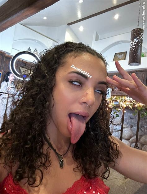 Zerella Skies Nude OnlyFans Leaks Yes Porn Pic