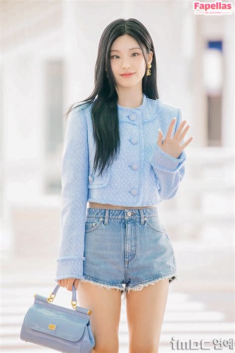 Hwang Ye ji aka ITZY 예지 aka Yeji aka yezyizhere Nude Leaks Fapellas