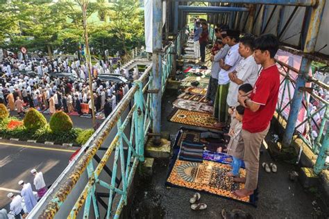 Potret Salat Idul Fitri H Di Palembang