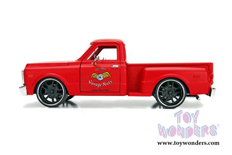 Chevrolet C Stepside Pick Up Garage Nuts By Jada Toys Just