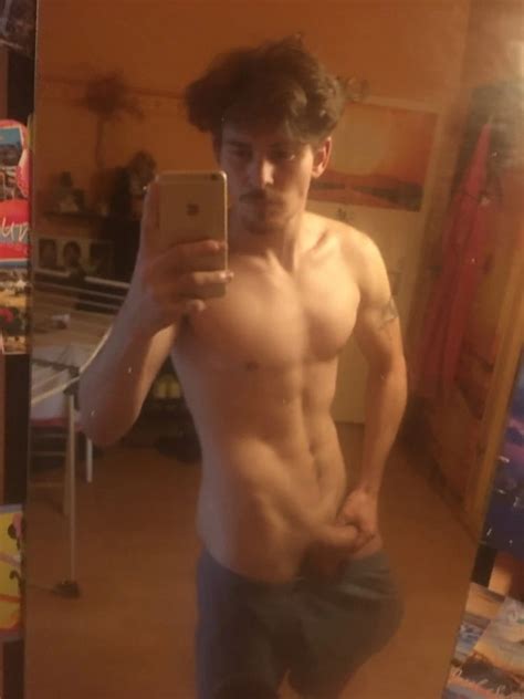 Small Dick Nude Pics XHamster