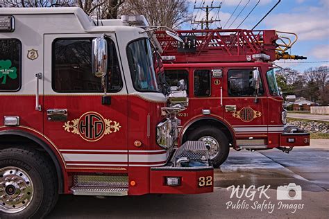 L31 And E32 At Harrisburg Station 1 Engine 32 And Ladder 3 Flickr