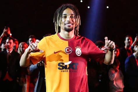 Transfer Ist Fix Bayern Verpflichtet Sacha Boey Von Galatasaray