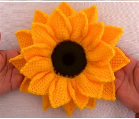 Free Crochet Pattern For Sunflower At Gabrielle Sawyer Blog