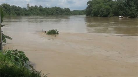 Sungai Bengawan Solo Siaga Warga Di Desa Bojonegoro Diimbau