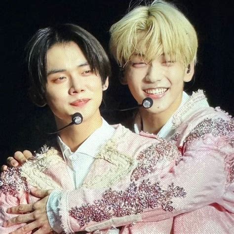 Pin by 𝖿ᥲіrᥡ ᥆𝖿 sһᥲm᥆᥆ on TXT Txt People Cute gay