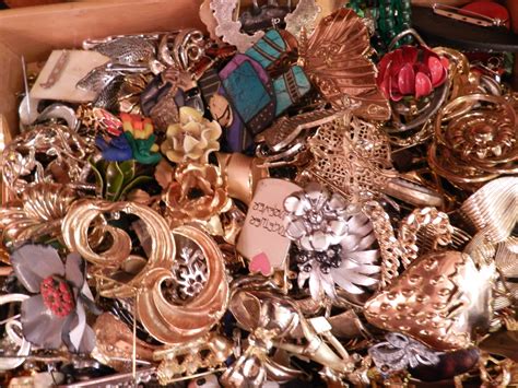 Stuff For Sale Vintage Brooches Pins Vintage Jewelry Fort Worth JunkerVal