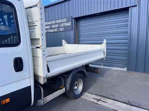 Iveco Daily Iveco Double Cabine Benne 35c12 Occasion Vaux Sur Mer