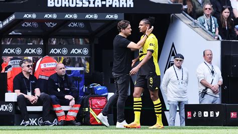 Borussia Dortmund S Bastien Haller Muss Fr H Ausgewechselt Werden