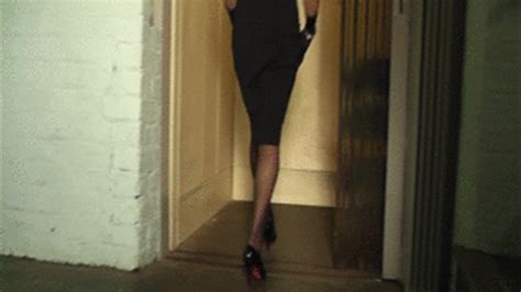 F The Builder In An Elevator British MILF Clips4sale