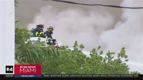 Firefighters Battle 3 Alarm Fire At Miami Apartment Complex Youtube