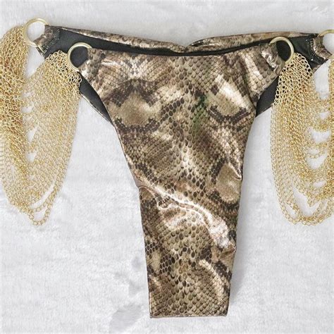 Modelo Pulau Bikini Estampado Serpiente Nacha Bandage