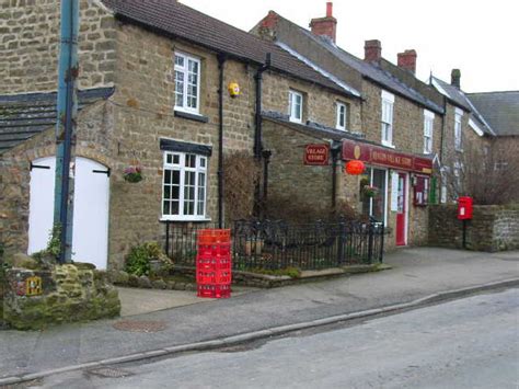 Hunton Village Store © Oliver Dixon Cc By Sa20 Geograph Britain