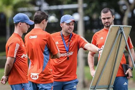 Tombense E Cruzeiro Buscam Quebra De Tabus Em Semifinal Do Mineiro