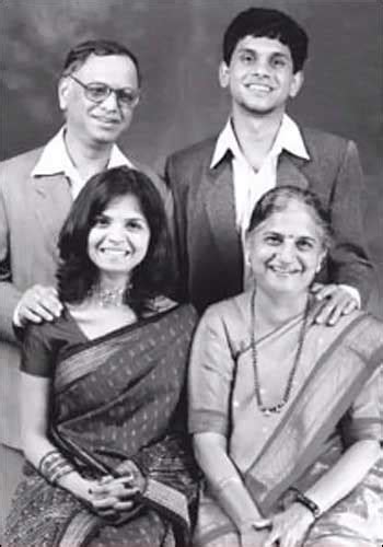 Sudha Murthy Books | Short Stories | Family Photos ~ Sab Famous