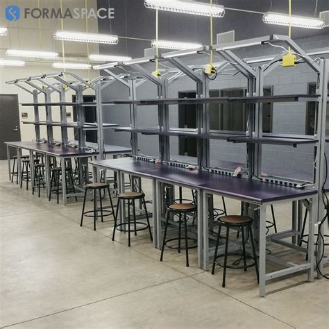 Purple Laminate Top Benchmarx Formaspace Aluminum Extrusion Design