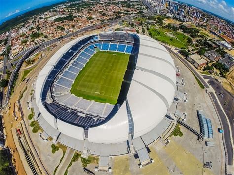 Fotos Veja quem joga e onde estão os estádios mais bonitos do mundo