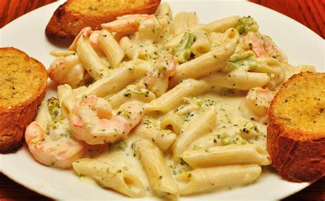 Extra Cheesy Alfredo Sauce How To Cook Hero