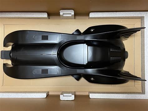 Hot Toys Movie Masterpiece Batman Batmobile Scale Vehicle Used