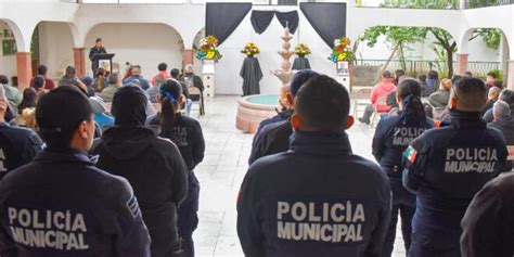 GOBIERNO DE CEDRAL RINDE HOMENAJE A POLICÍAS MUNICIPALES FALLECIDOS