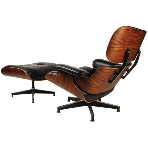 Vintage Rosewood Charles Eames 670 Lounge Chair And 671 Ottoman For