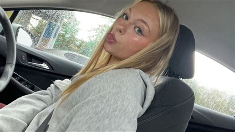 Pin By Gabby On Cf To Test Bf Blonde Girl Blonde Makeup Looks