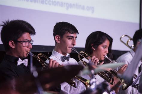 Manos En Acción Realizó Su 6ta Cena Solidaria Infobae