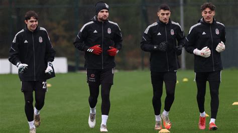 Beşiktaş Emre Bilgin i TFF 1 Lig ekibine kiraladı Haber Jet