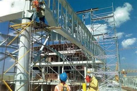 Montaje de estructuras metálicas en Bogotá Exsolven SAS