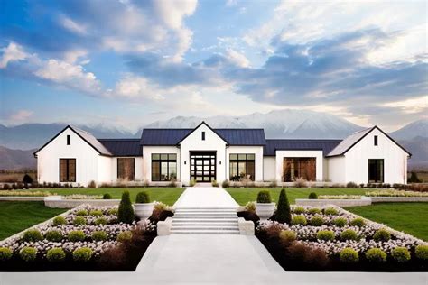 Contemporary Ranch Plan With Split Bedroom Closed Layout Sq Ft