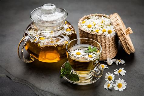 5 Manfaat Teh Chamomile Bagi Kesehatan