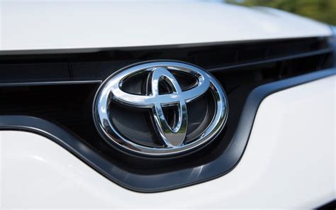 White paint peeling, letter from Toyota | Toyota Nation Forum