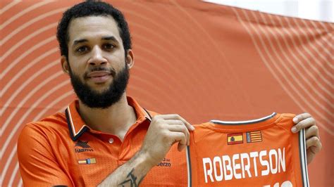 Kassius Robertson Mi Prioridad Es Mejorar En Defensa