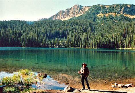 Therriault Lake Near Eureka Montana Near The Canadian Bo Flickr