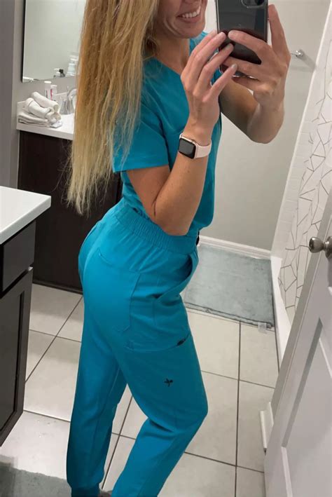Happy To Make My Coworkers Happy Nudes Scrubsgonewild NUDE PICS ORG