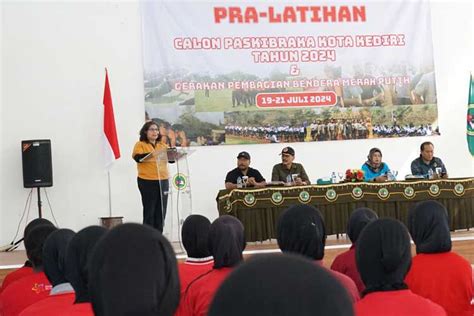 Pj Wali Kota Kediri Beri Motivasi Calon Paskibraka Kota Kediri Times