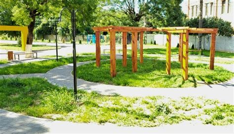 Lucrările la noul parc din Băicoi se apropie de finalizare PLOIESTIRI