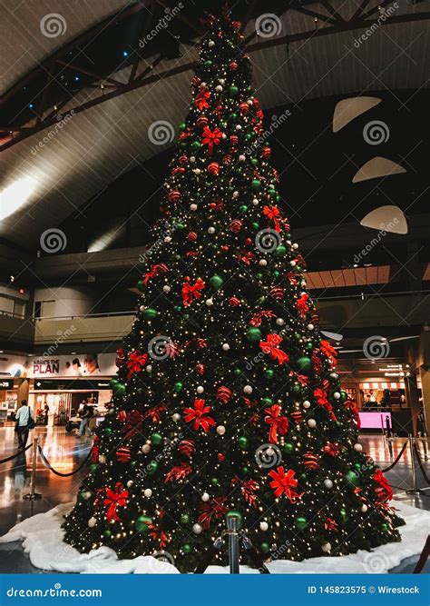 A Beautifully Decorated Christmas Tree Editorial Image Image Of