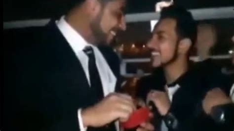 Condenan a ocho egipcios a tres años de cárcel por participar en una boda gay Internacional