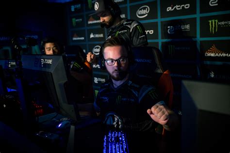 Team Envyus And Heroic Qualify For The Eleague Cs Go Premier Dot Esports