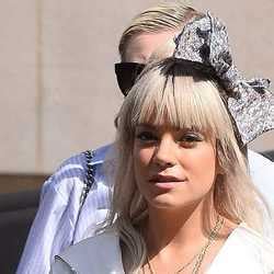 Lily Allen Wearing Bikini On The Beach In Los Angeles Celebrity Wiki Onceleb Wiki