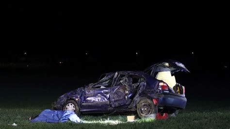 Tödlicher Unfall zwischen Nidderau und Hanau Auto überschlägt sich